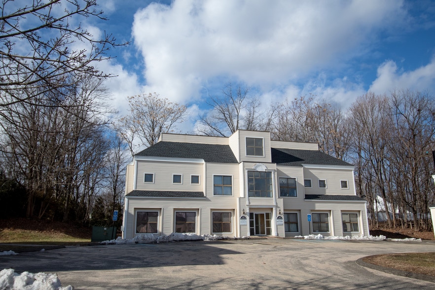 355 Highland Ave, Cheshire 06410 UK