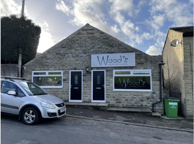 1-1 Spout House Ln, Brighouse for sale - Primary Photo - Image 1 of 1