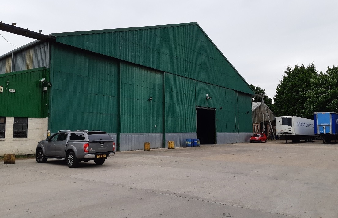 West Rd, Ellesmere Port to rent Building Photo- Image 1 of 30