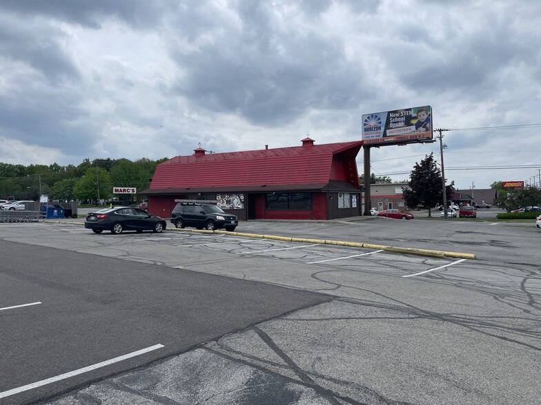 4777 Mahoning Ave, Youngstown, OH for sale - Building Photo - Image 3 of 7