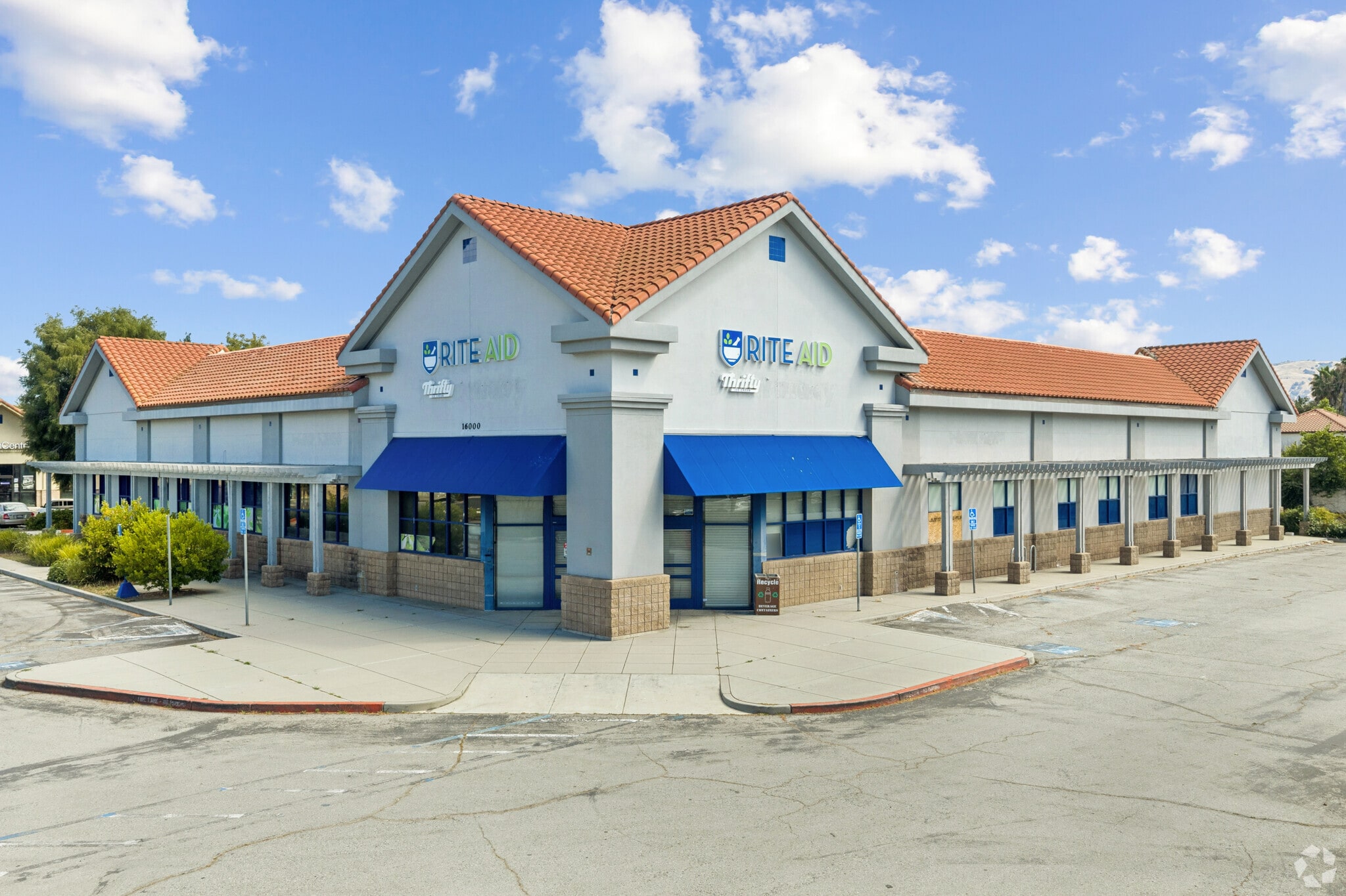 16000-16060 Monterey Road portfolio of 2 properties for sale on LoopNet.co.uk Building Photo- Image 1 of 47