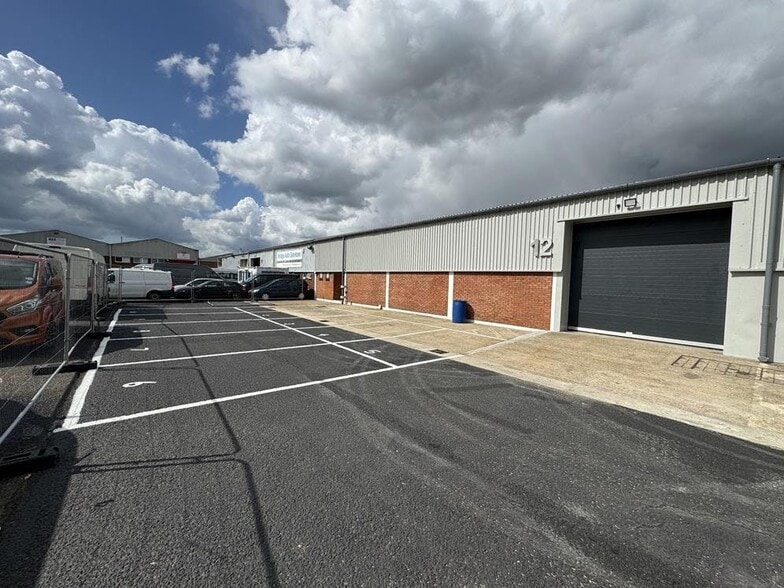 Shield Rd, Ashford for sale - Building Photo - Image 1 of 1