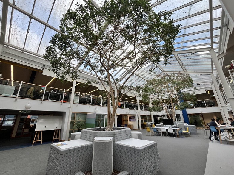 63 St Thomas St, Bristol to rent - Building Photo - Image 2 of 8