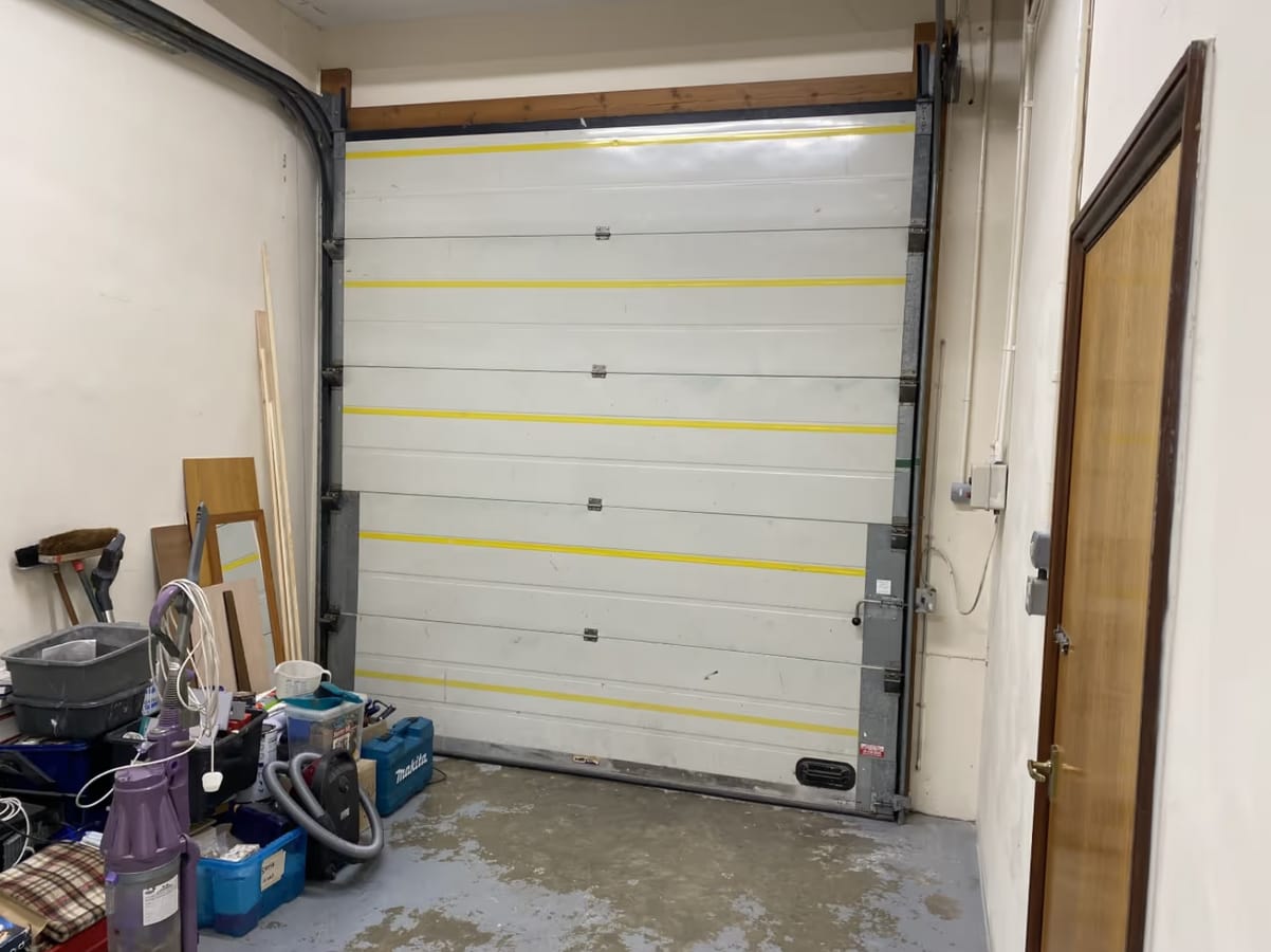 Old Swan Ln, Hailsham, ESX BN27 2BY - Unit 8 -  - Interior Photo - Image 2 of 5