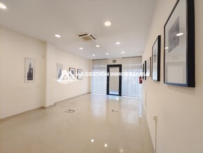 Retail in Fuenlabrada, Madrid to rent Interior Photo- Image 2 of 8