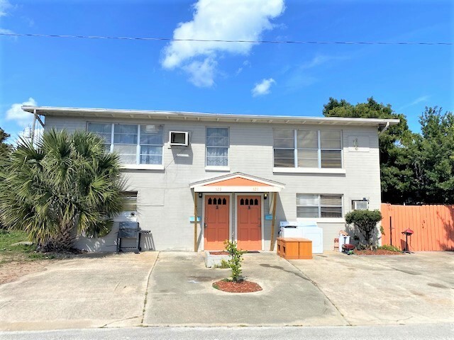 523 Frances Ter, Daytona Beach, FL for sale - Primary Photo - Image 1 of 1