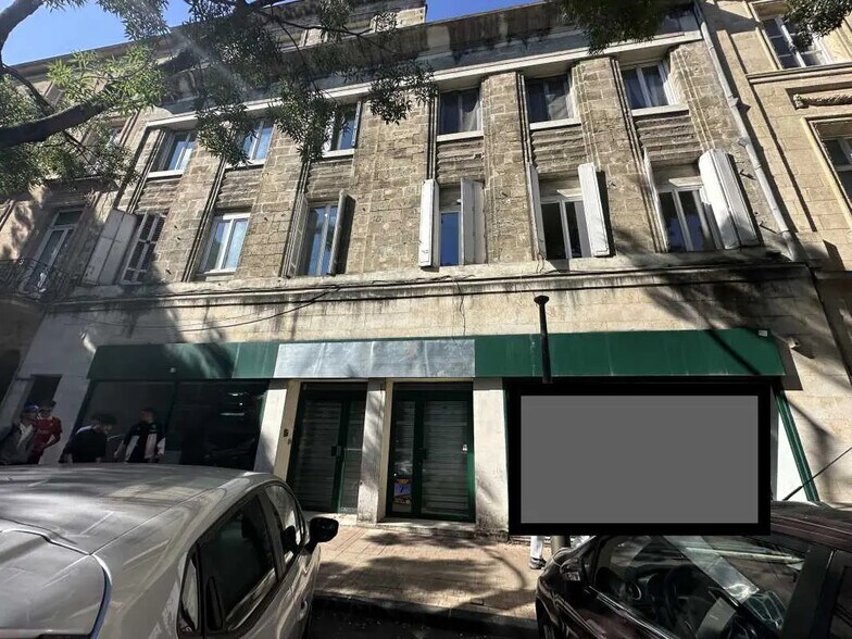Retail in Bordeaux for sale - Building Photo - Image 1 of 2