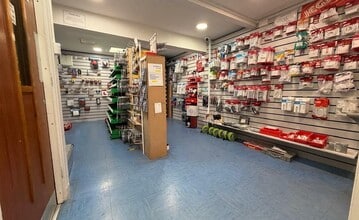 25 High St, Wickford to rent Interior Photo- Image 1 of 6