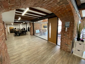 20 Tarriff St, Manchester to rent Interior Photo- Image 2 of 4