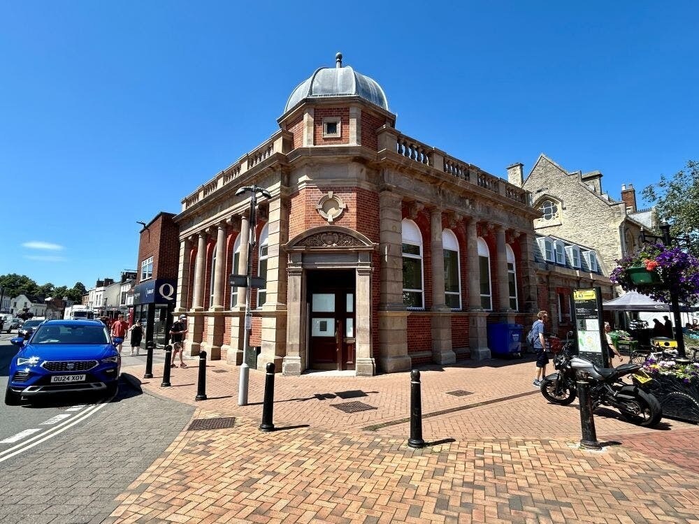 1-3 Sheep St, Bicester for sale Building Photo- Image 1 of 1