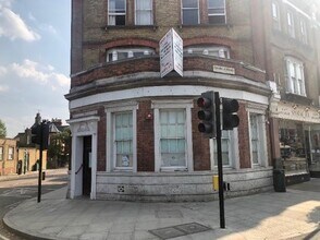 102 Church Rd, London to rent Building Photo- Image 1 of 1