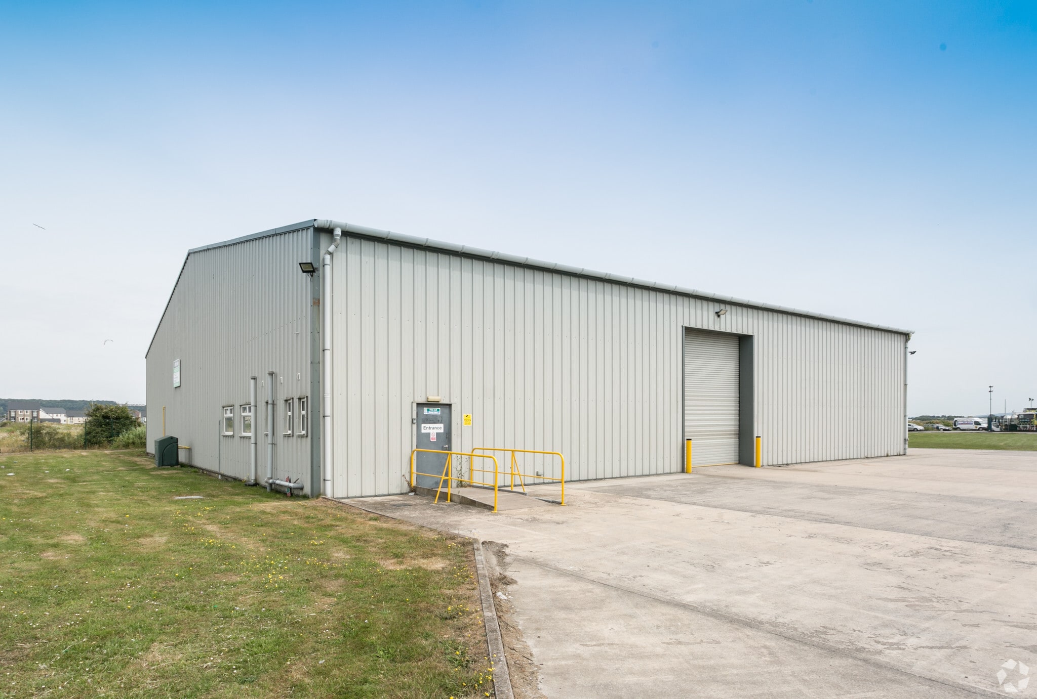Winterstoke Rd, Weston Super Mare to rent Building Photo- Image 1 of 4