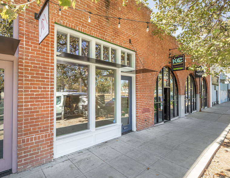 3324-3328 Broadway, Sacramento, CA for sale - Building Photo - Image 1 of 1