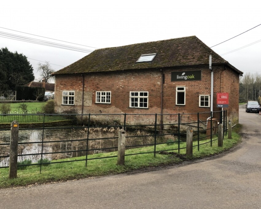 Downside Farm, Cobham KT11 3NE UK