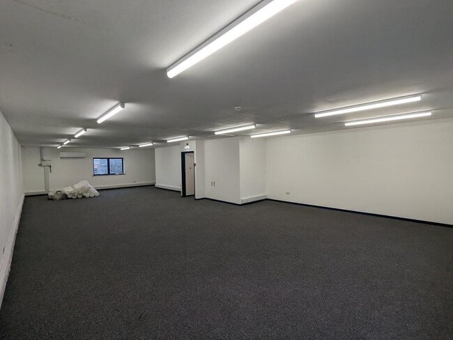 More details for Boundary Rd, Woking - Office to Rent