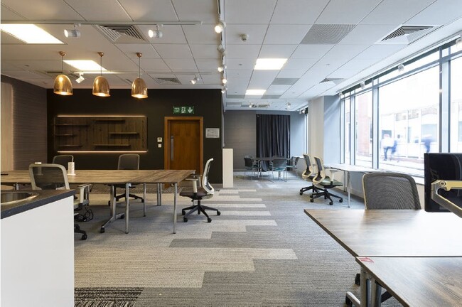 More details for 106-109 Saffron Hl, London - Office for Sale