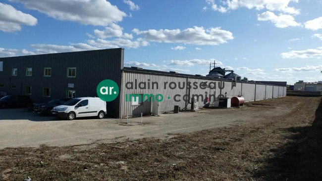 Vente Entrepôt 5 775 m²