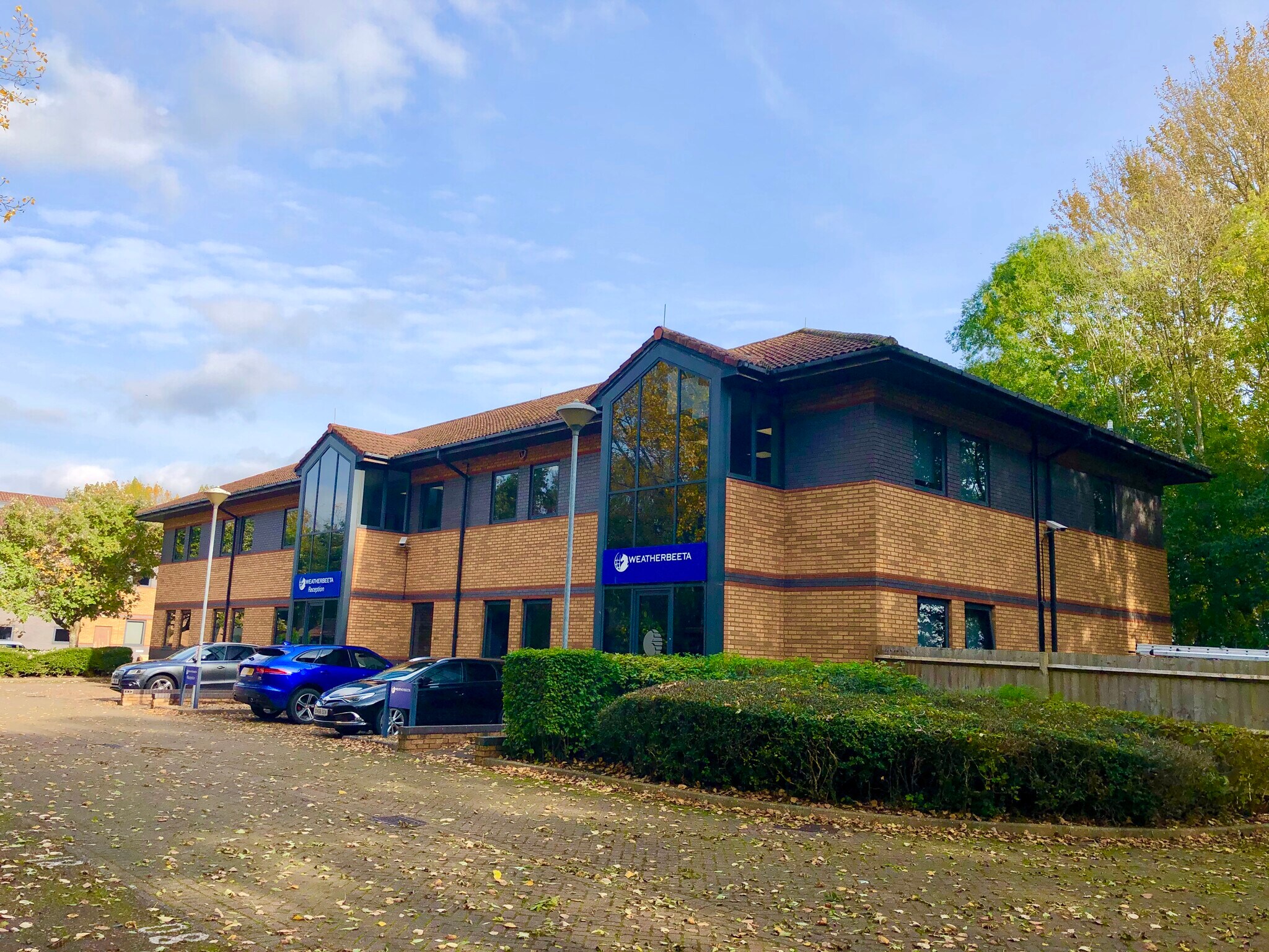 Adderbury Ct, Banbury for sale Primary Photo- Image 1 of 1