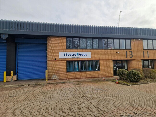 More details for Commercial Way, London - Industrial to Rent