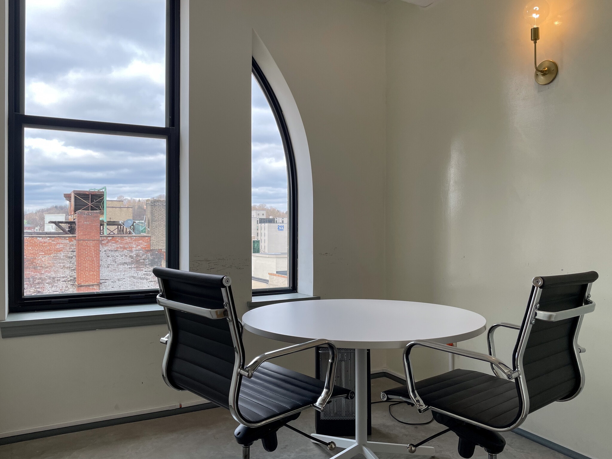 6101 Penn Ave, Pittsburgh, PA to rent Interior Photo- Image 1 of 5