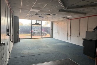 32 King Street, Maidenhead to rent Interior Photo- Image 2 of 3