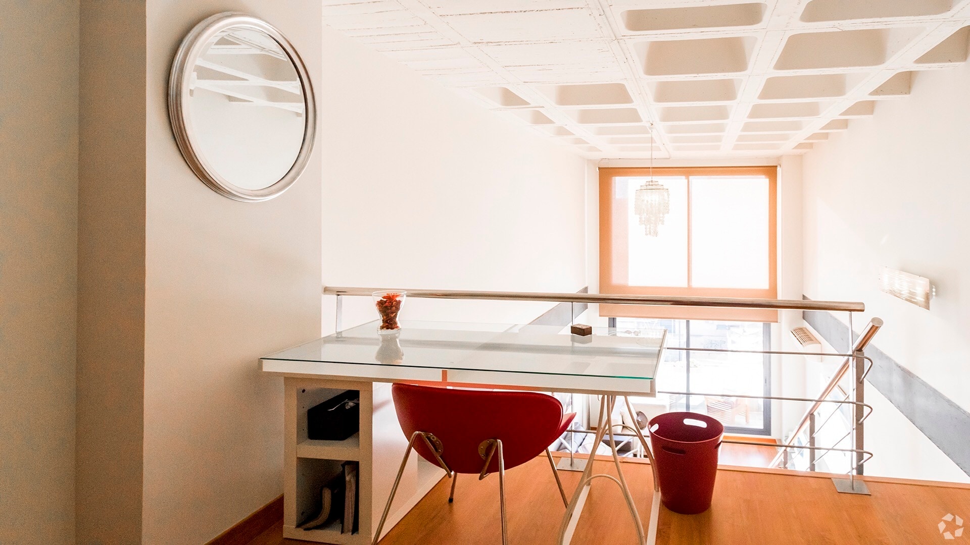 Office in Madrid, Madrid for sale Primary Photo- Image 1 of 2