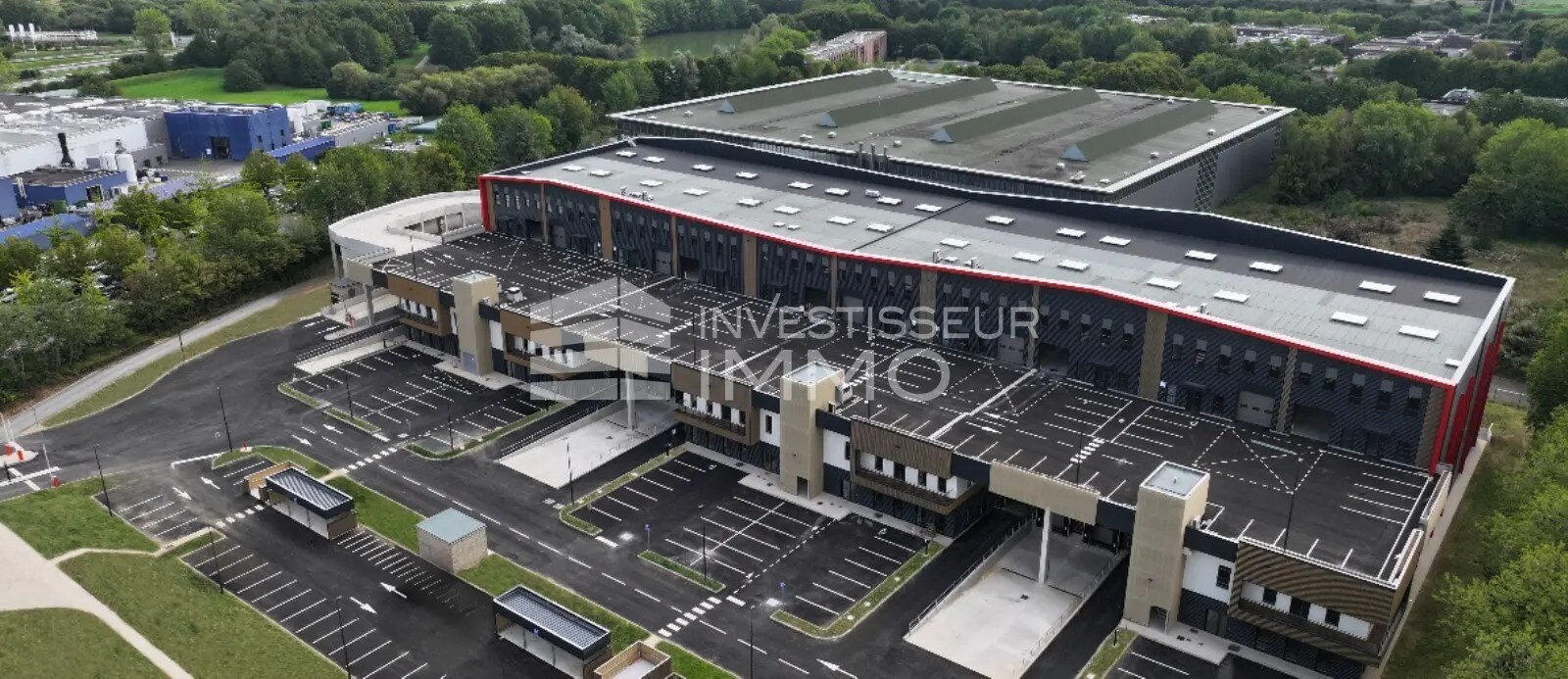 Light Industrial in Élancourt to rent Aerial- Image 1 of 6