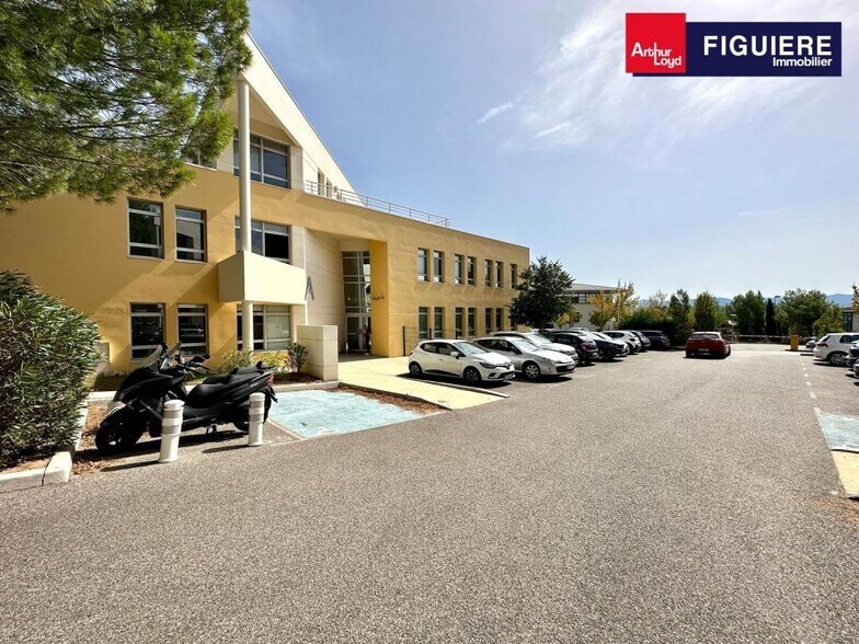 425 Rue René Descartes, Aix-en-Provence for sale - Building Photo - Image 1 of 17