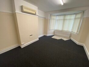 62 Northern Rd, Portsmouth to rent Interior Photo- Image 2 of 4
