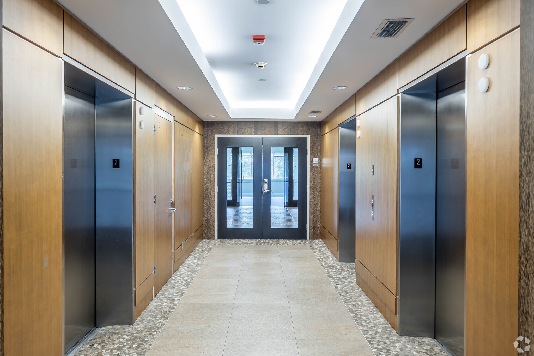 900 Broken Sound Pky NW, Boca Raton, FL to rent Interior Photo- Image 1 of 25