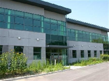 Light Industrial in Noisy-le-Sec to rent Building Photo- Image 1 of 7