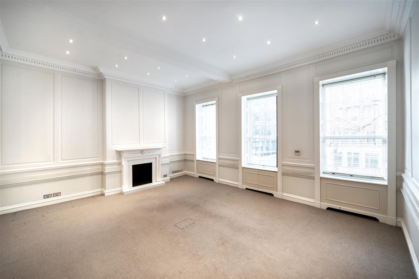 2 Bedford Row, London to rent Interior Photo- Image 1 of 3
