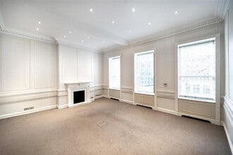 2 Bedford Row, London to rent Interior Photo- Image 1 of 3