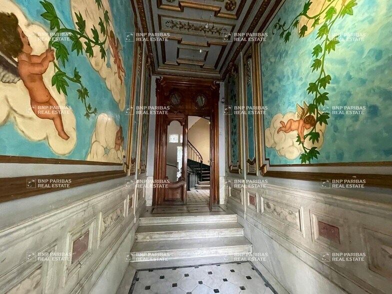Office in Marseille for sale - Interior Photo - Image 3 of 7