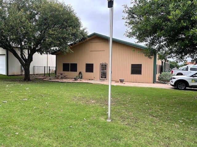 206 Shelby Rd, Everman, TX for sale Primary Photo- Image 1 of 1