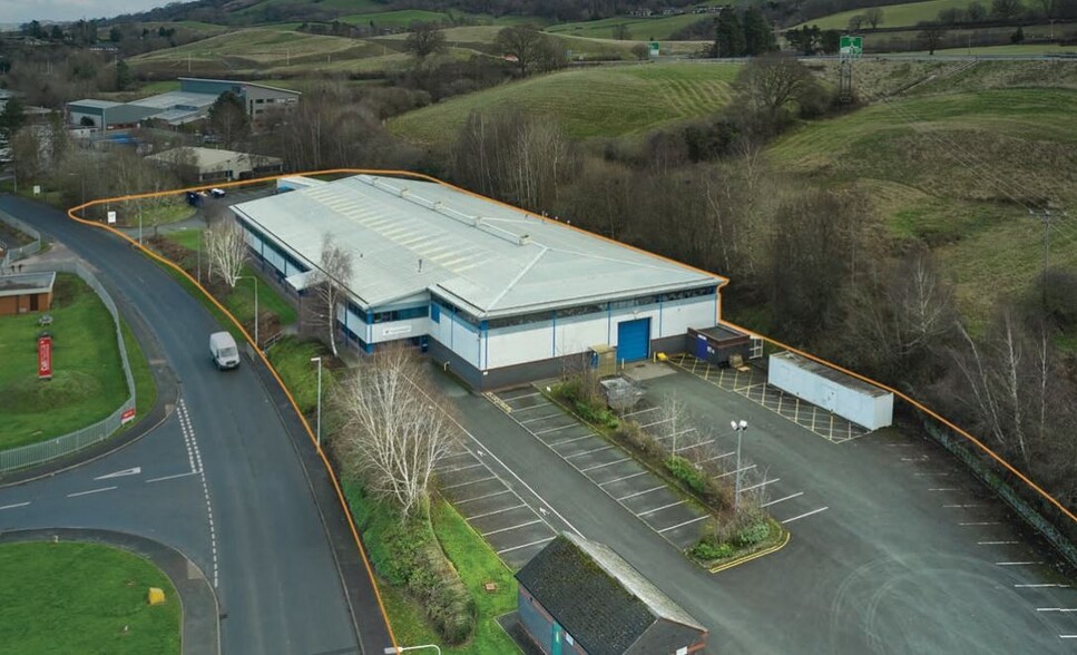 47 Mochdre Industrial Estate, Newtown for sale - Primary Photo - Image 1 of 1