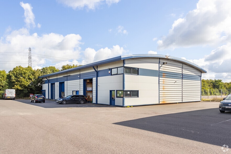 Knights Way, Shrewsbury for sale - Primary Photo - Image 1 of 1