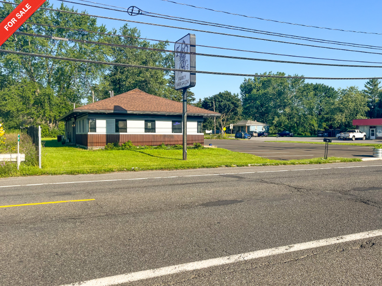 235 Fairview Ave, Hudson, NY for sale - Primary Photo - Image 1 of 1