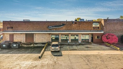 879 Bedford Rd, Morris, IL for rent Building Photo- Image 1 of 20