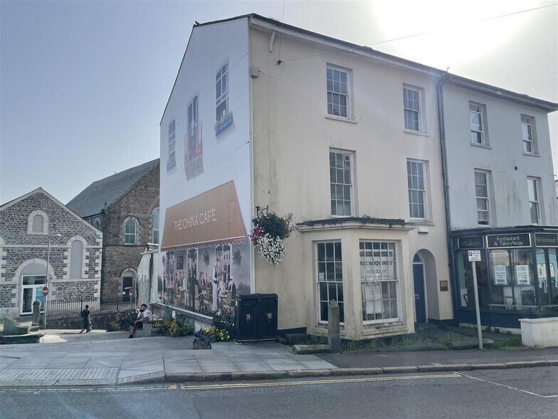 9 Truro Rd, St Austell for sale - Building Photo - Image 2 of 29