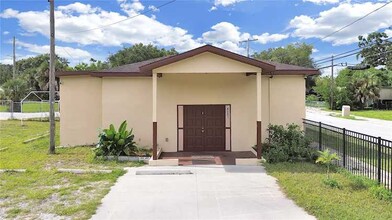 4501 N 42nd St, Tampa, FL for sale Primary Photo- Image 1 of 22