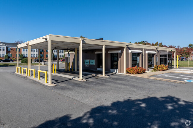 More details for 7300 Jefferson Davis Hwy, North Chesterfield, VA - Retail for Sale