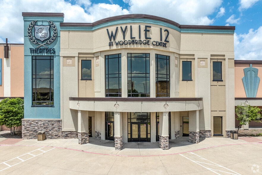 15-Property NNN-Leased Movie Theaters portfolio of 15 properties for sale on LoopNet.co.uk - Building Photo - Image 2 of 22