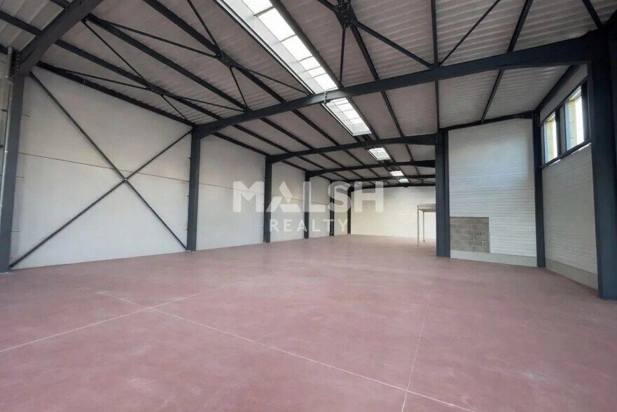 Office in OULLINS-PIERRE-BÉNITE to rent - Interior Photo - Image 3 of 4