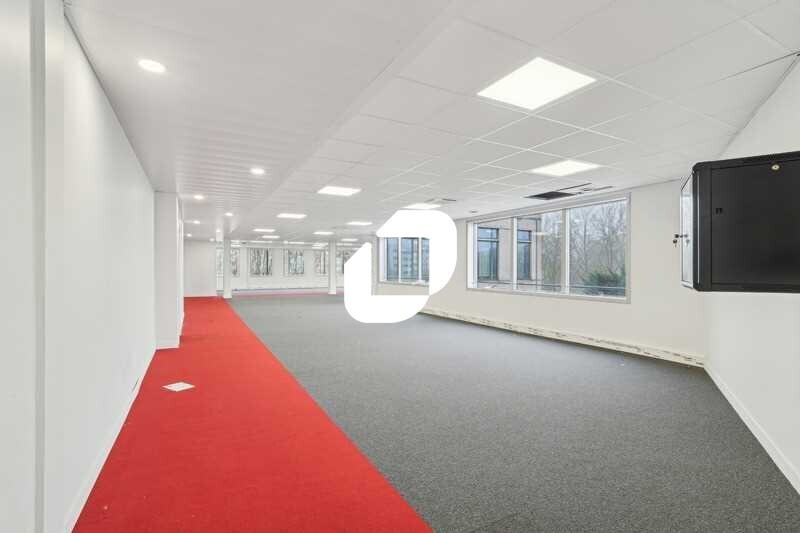 23 Allée Des Impressionnistes, Villepinte to rent - Building Photo - Image 3 of 9