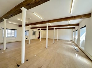 New St, Charfield to rent Interior Photo- Image 1 of 2