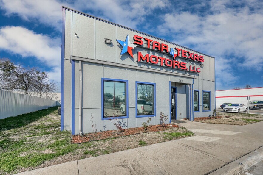 2661 Walnut Hill Ln, Dallas, TX for sale - Primary Photo - Image 1 of 18