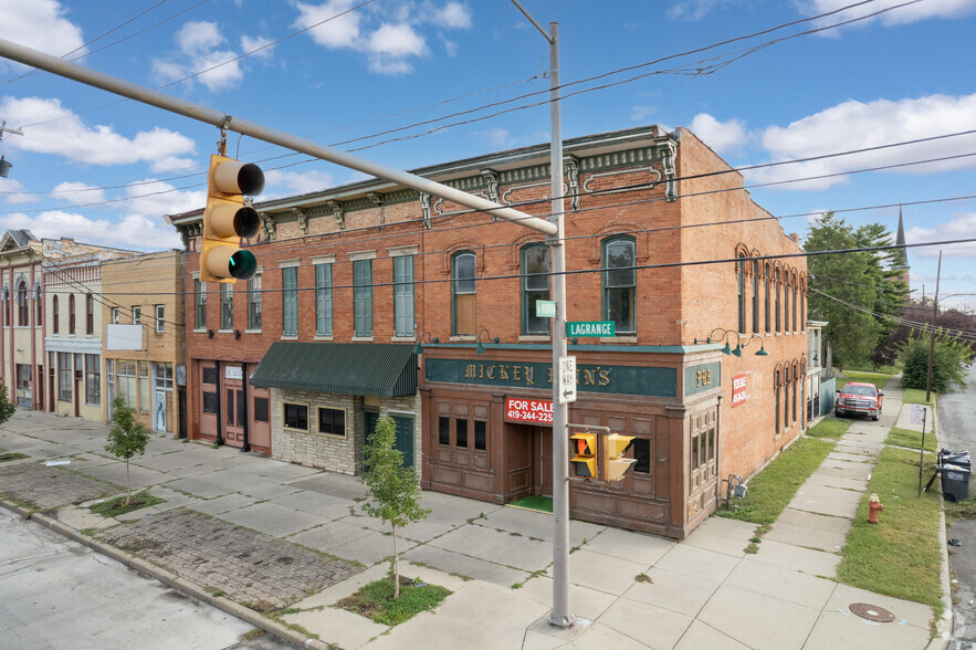 Retail in Toledo, OH for sale - Primary Photo - Image 1 of 1