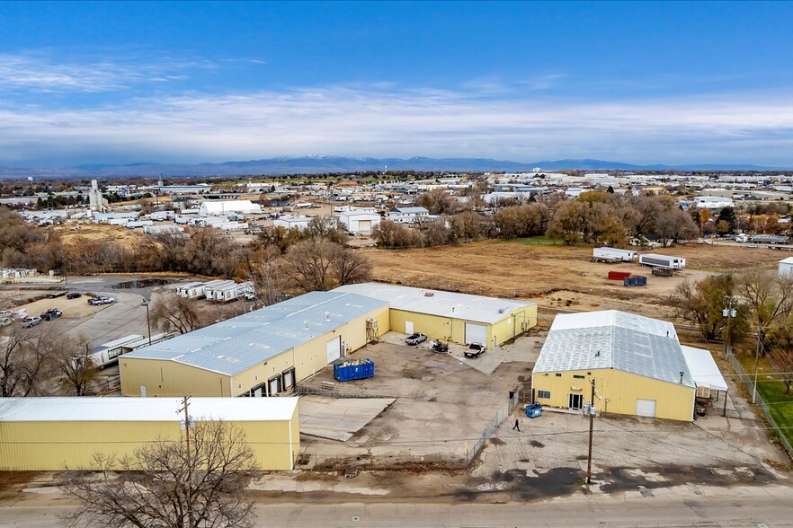 Madison Industrial Complex portfolio of 3 properties for sale on LoopNet.co.uk - Building Photo - Image 1 of 12