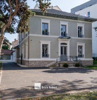 More details for 223 Route De Vienne, Lyon - Office for Sale